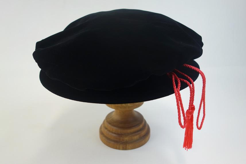 PhD bonnet